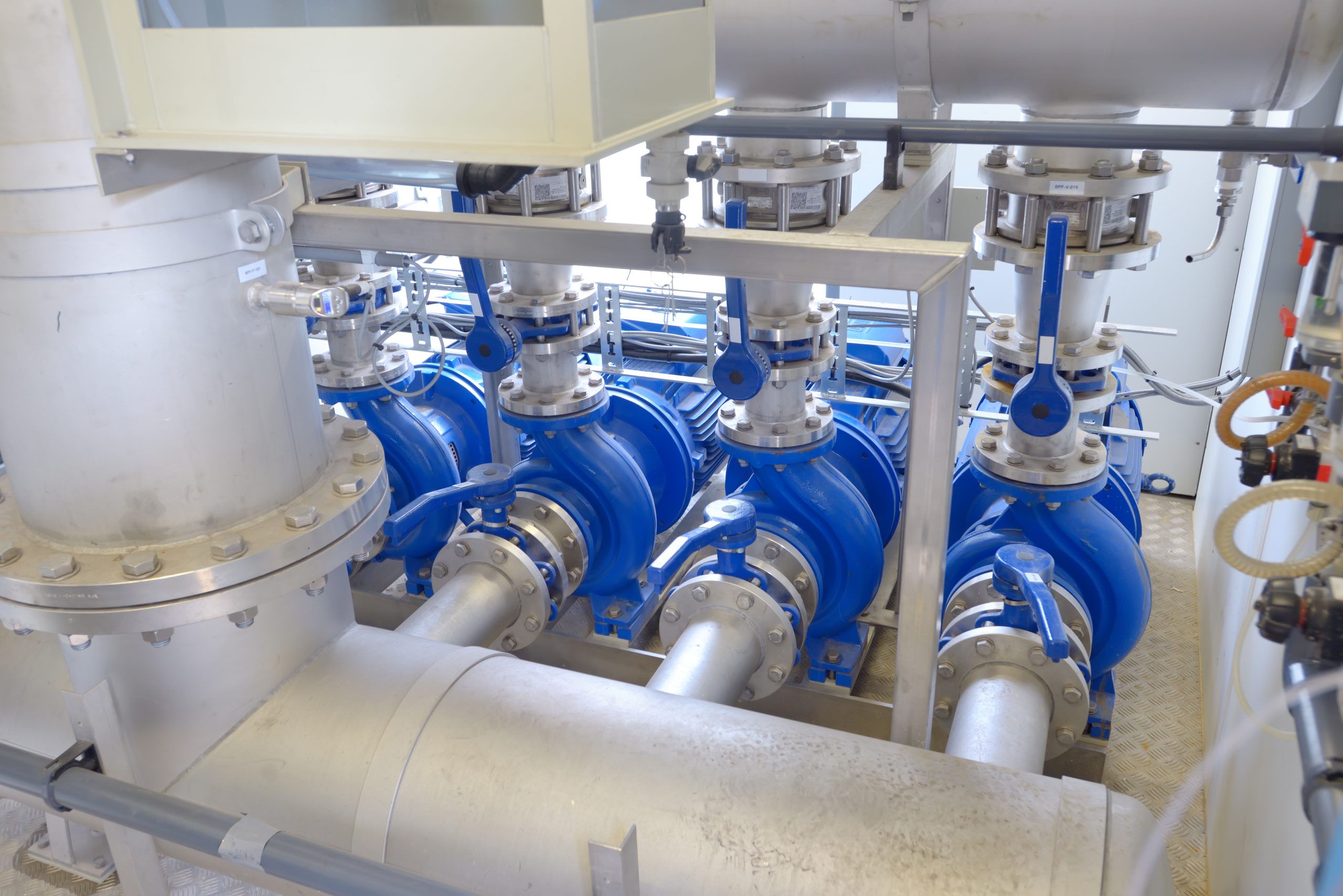 Water purification filter equipment from Pentair GIẢI PHÁP CÔNG NGHIỆP